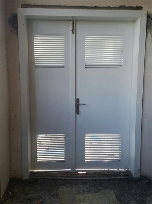 Fire Exit Door with Grille