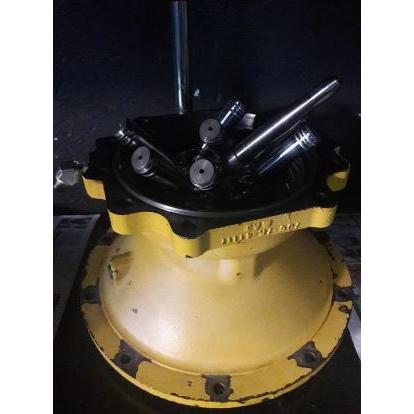 KOMATSU ORJİNAL PC 300-350-400-7-8 Kule Motor