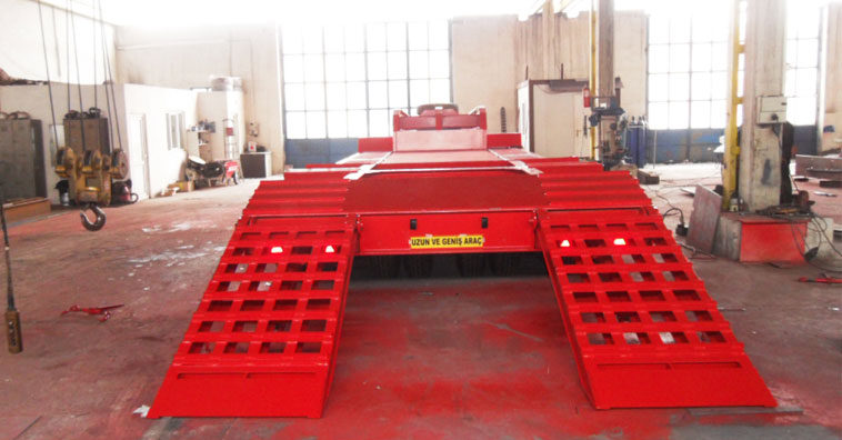 16 TIRE LOWBED WITH POOL