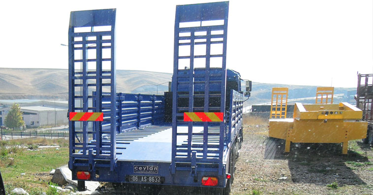 SHEET BODY ON TRUCK