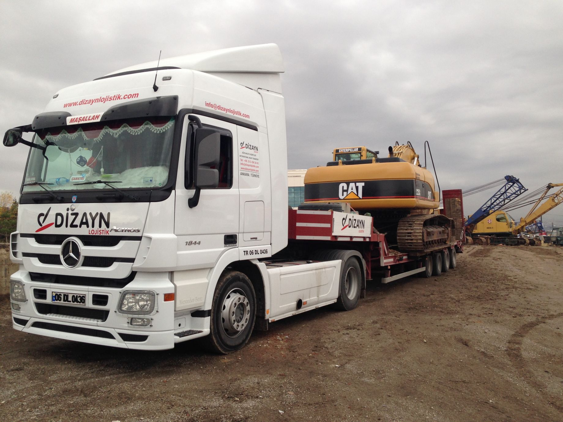 Construction Demolition Machines