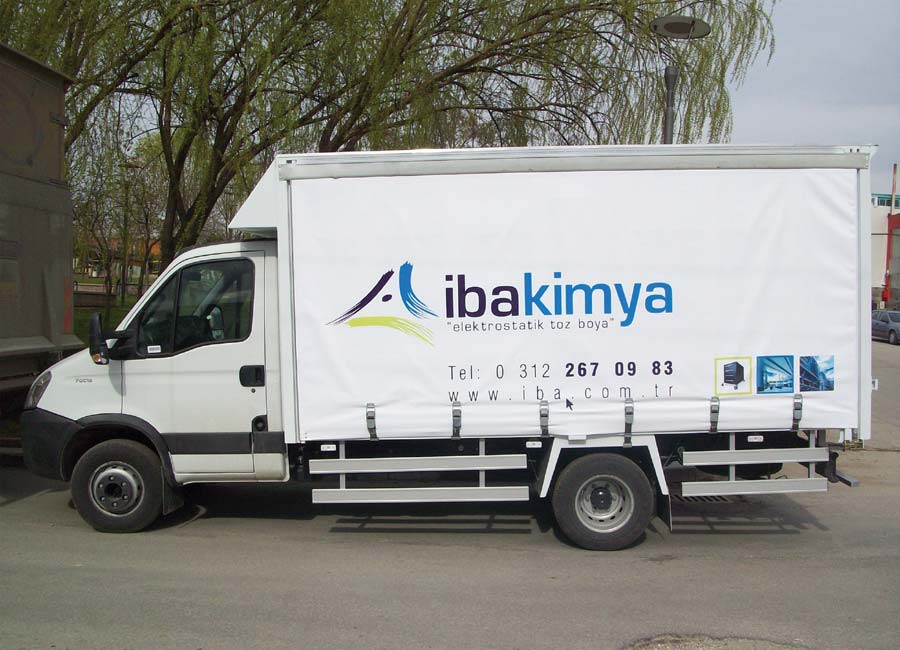 Curtainsider Safe