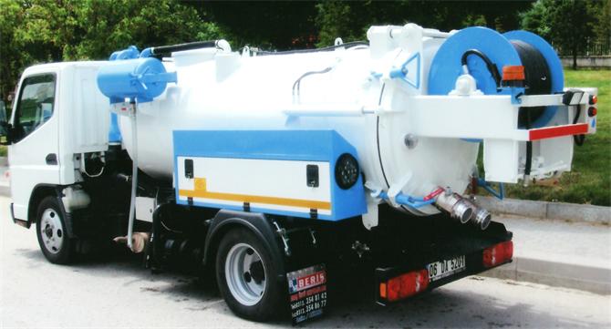 Duct Washing Vehicle