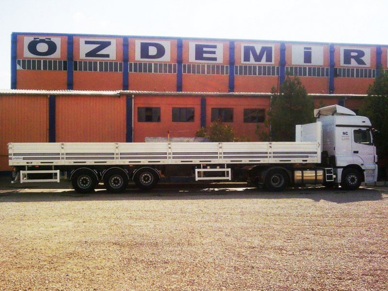 Pilot Trailer