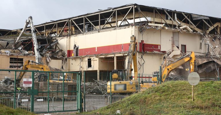 Fabrika Yıkımı