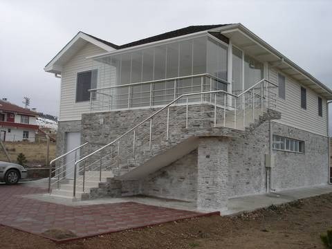 Glass balcony