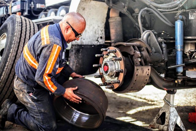 REPAIR-SERVICE SERVICE