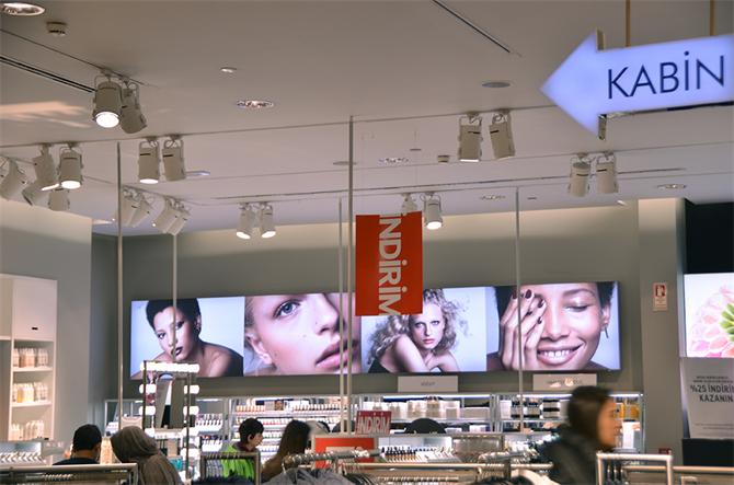 Display Tanıtım