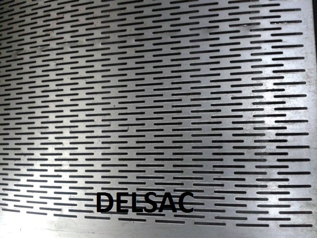 Oval Delikli Saclar