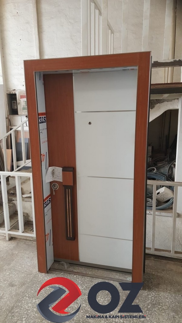 KOMPOZİT Serisi KMP-10 Çelik Kapı
