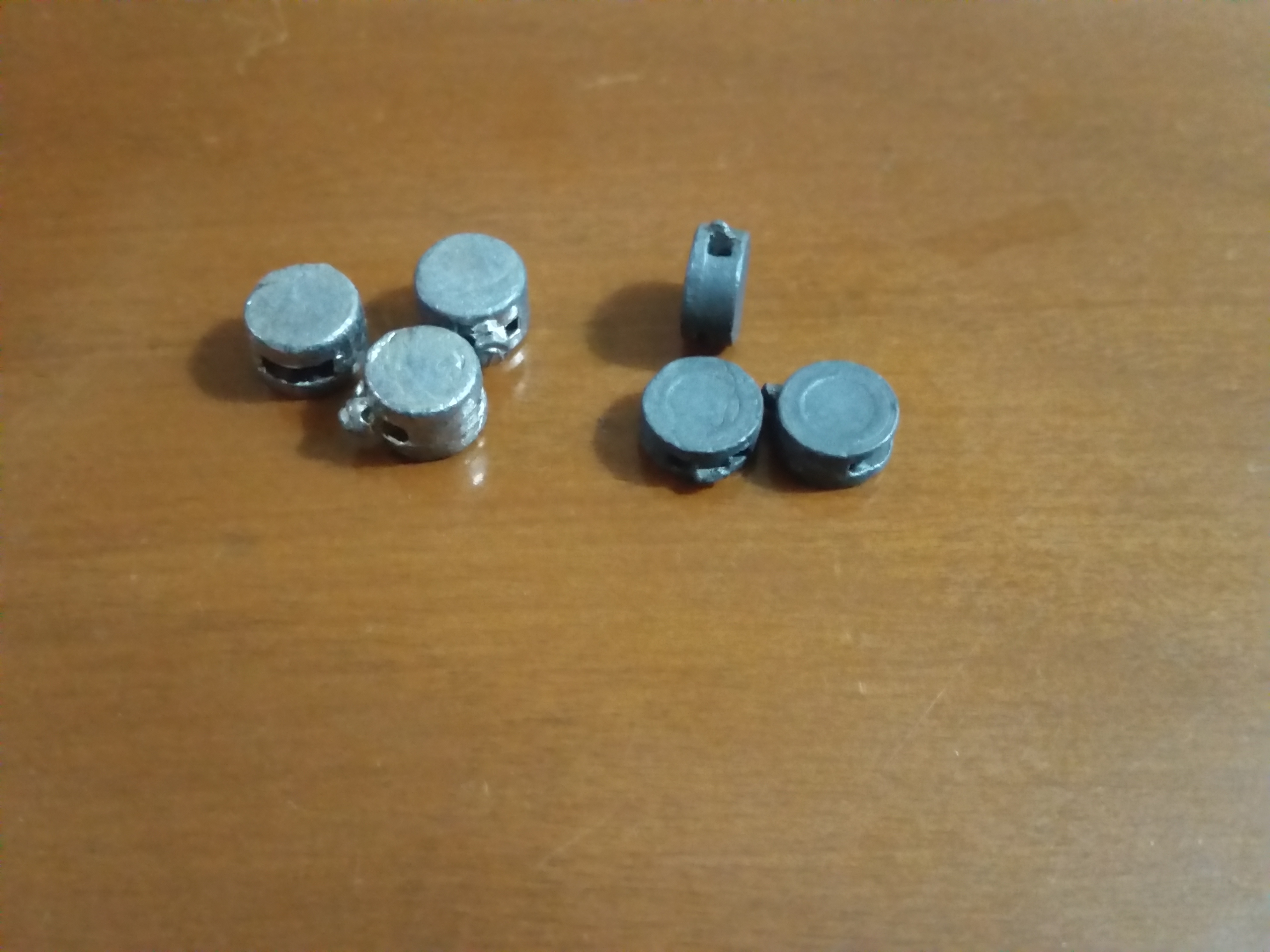 BLACKLEAD SEAL