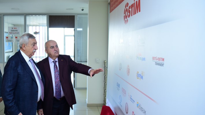Palandöken: “Dün hayal edilemeyecek şeyler bugün yapılıyor”