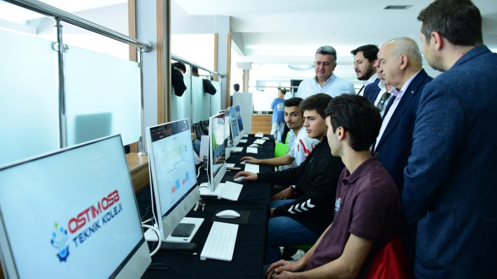OSTİM’li Gençler Bayramını Bilim Şenliğiyle Kutladı
