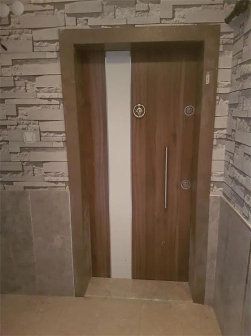 STEEL DOOR