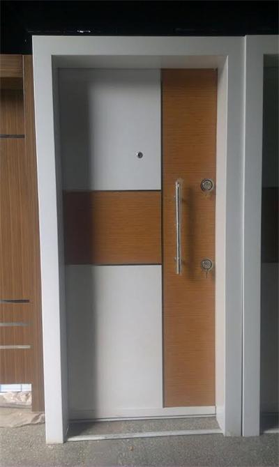 STEEL DOOR