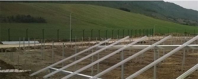 Güneş Enerjisi Santral Sahalar için Çit Sistemleri