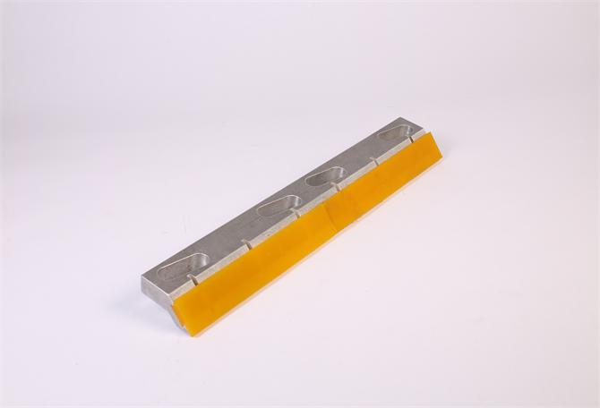 roller scraper  001