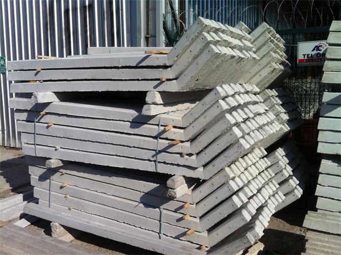 Concrete Post with Neck