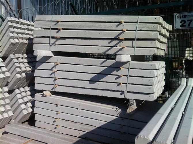 Flat Concrete Post
